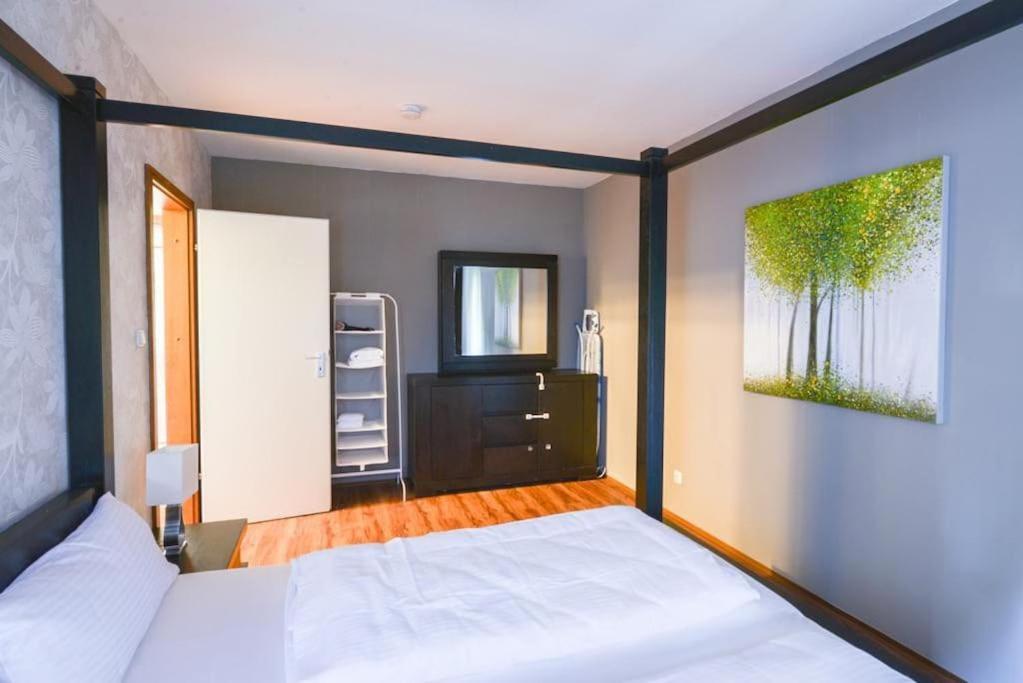 Comfortable 3 Room Apartment, Ideal For Messe Fair Hannover Exterior foto